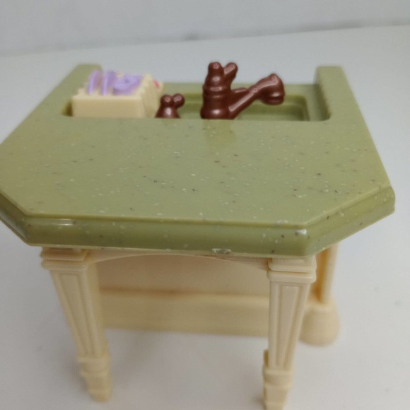 Fisher Price Loving Family Kitchen Island With Sink Dollhouse Accessory - Picture 4 of 6